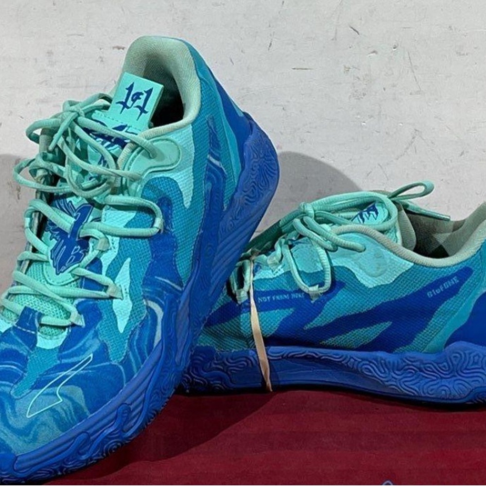 Puma Blue Sneakers Dynamic Design